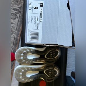 Women’s Adidas Ultraboost 22 Running Shoe